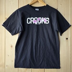 Crooks & Castles Floral Black T-Shirt White Pink Logo Mens Medium